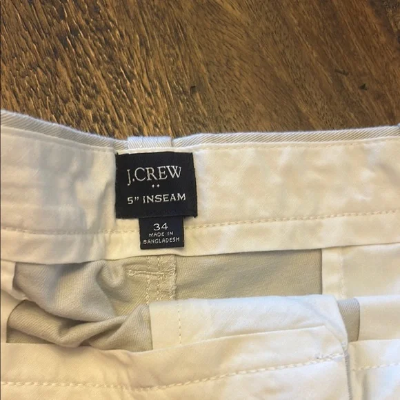 J. Crew Men's Light Tan Flat Front Shorts 5” - Picture 2 of 2